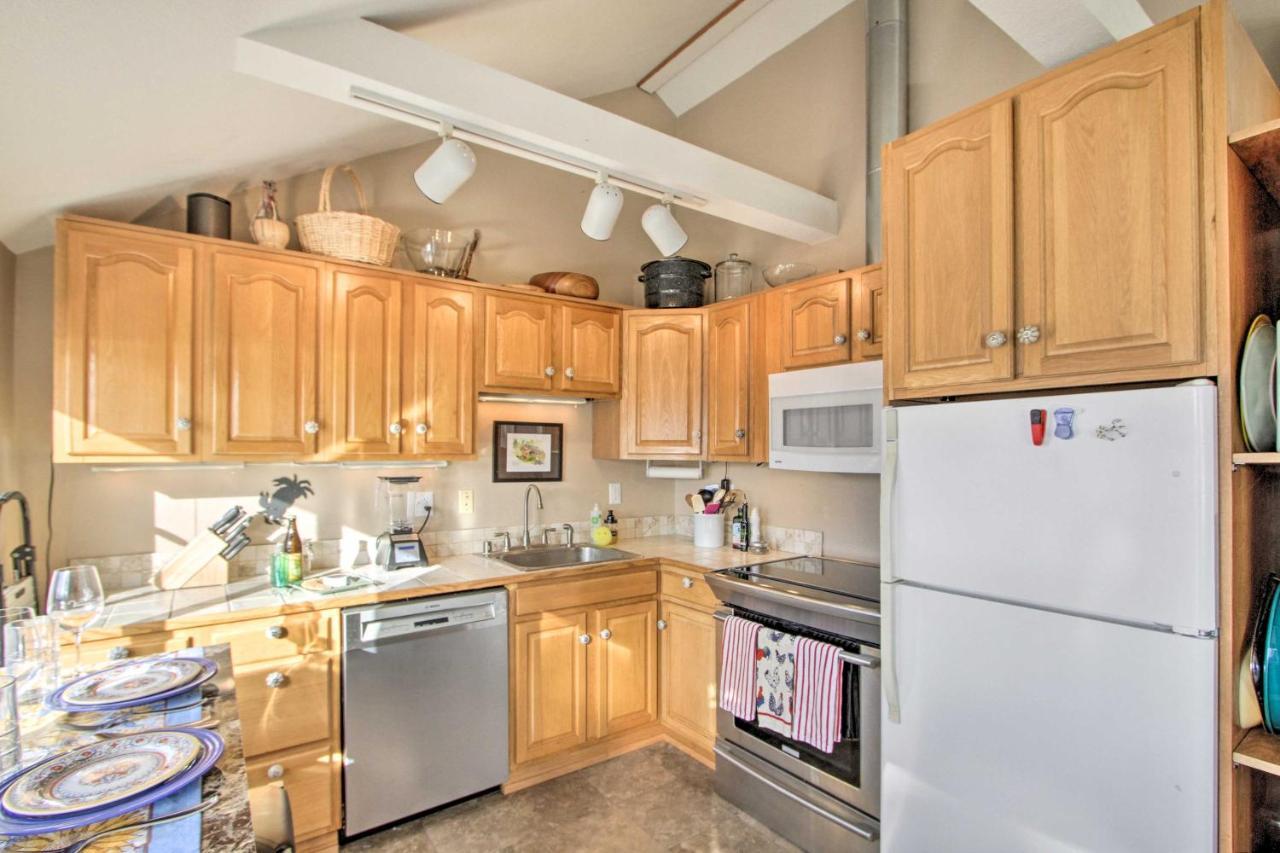 Idyllic Waterfront Cottage With Beach And Sunset Views Port Townsend Kültér fotó